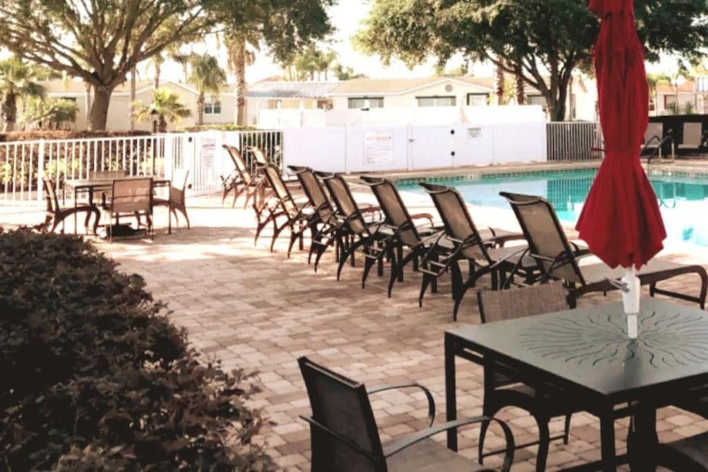 Palm Key Oasis - Close To Attractions Holiday home