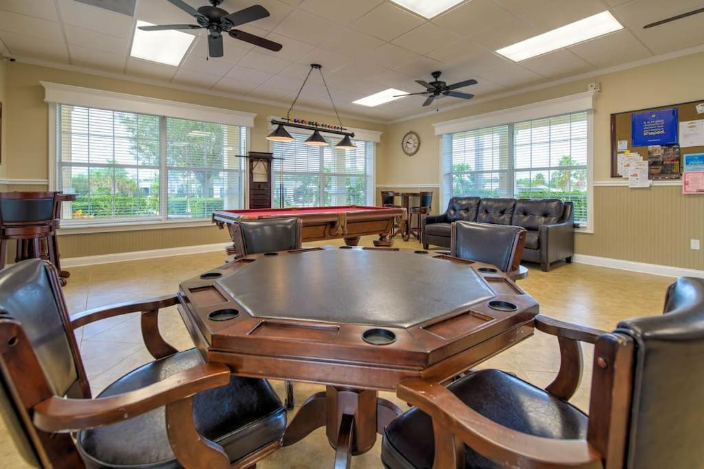 Palm Key Oasis - Close To Attractions *
