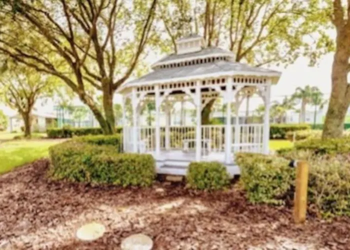 Palm Key Oasis - Close To Attractions